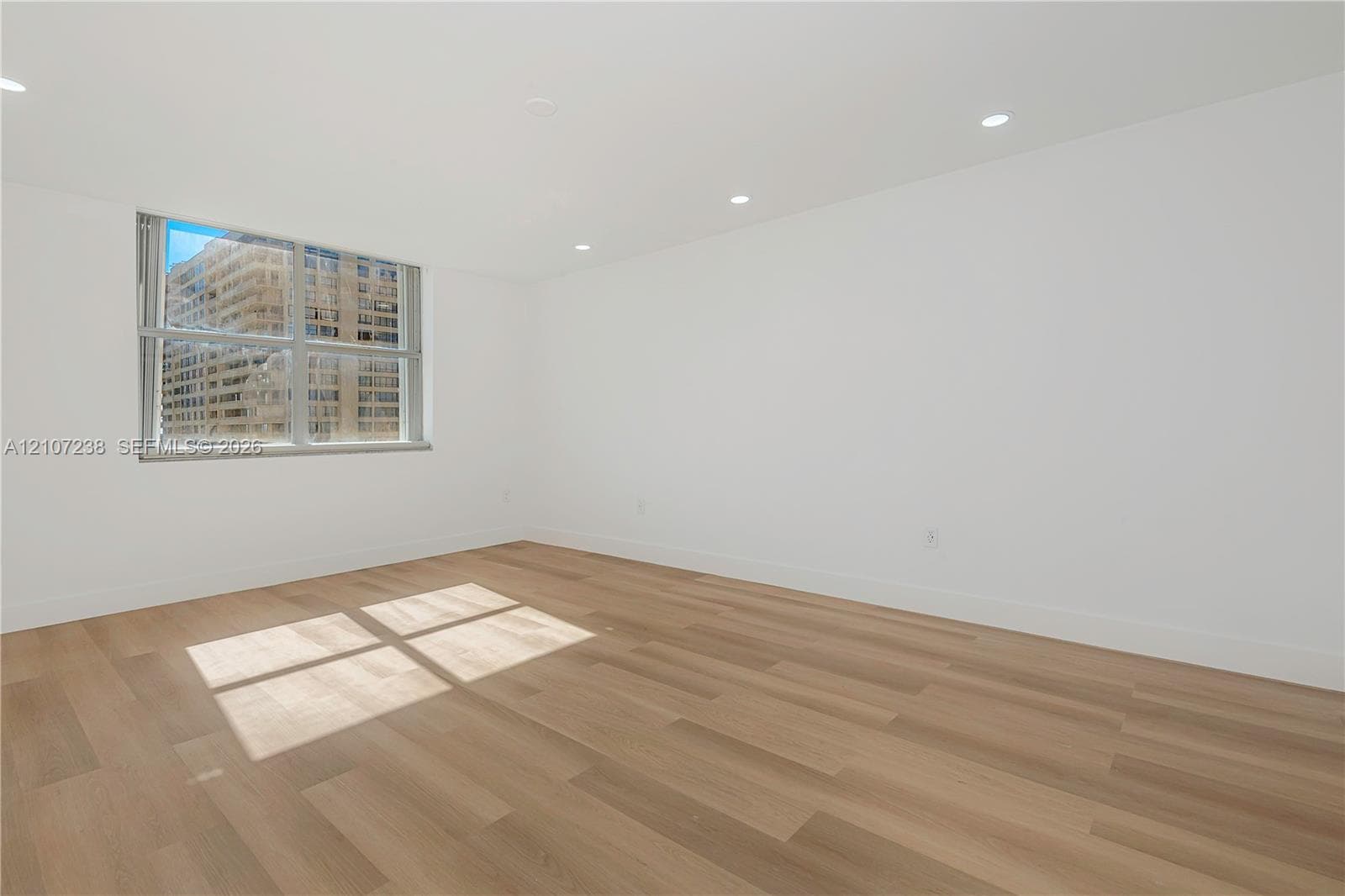JOCKEY CLUB CONDO UNIT II · #1125 in Miami - Photo 4