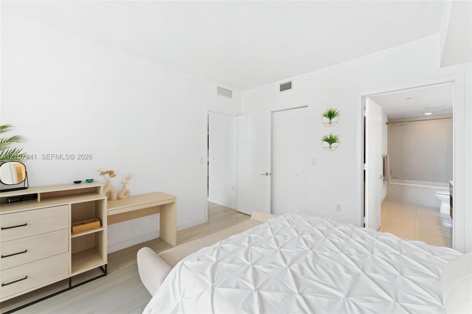 Brickell Heights East · #4002 in Miami - Photo 17