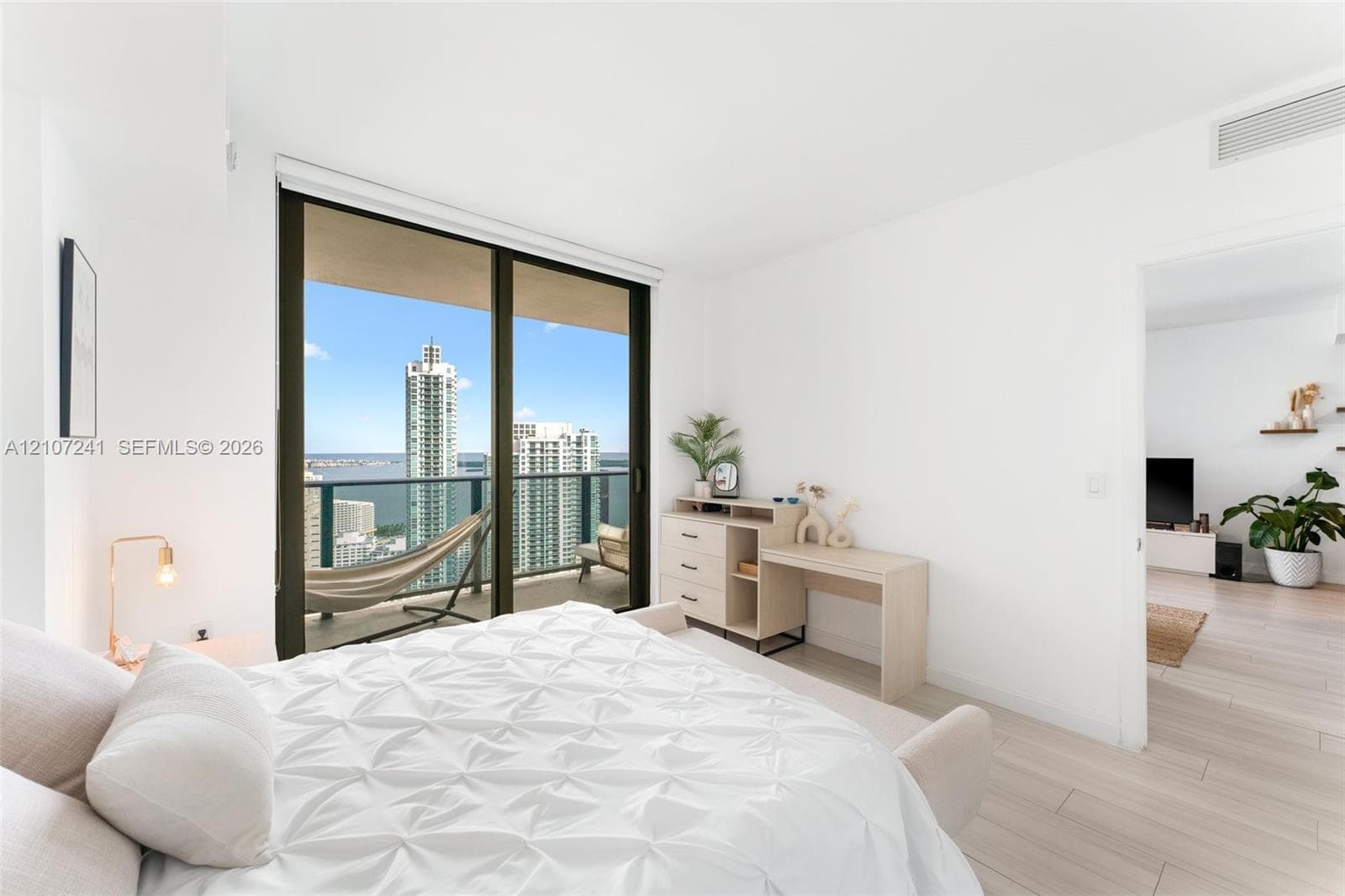 Brickell Heights East · #4002 in Miami - Photo 16