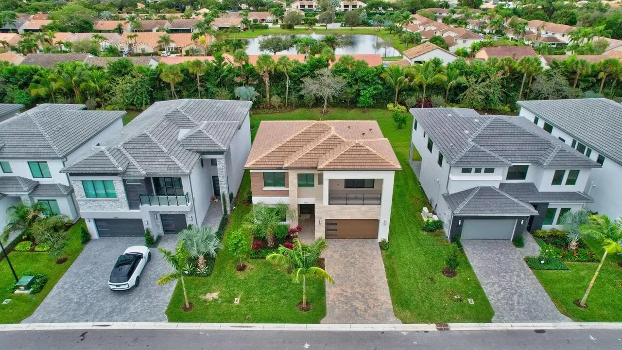 30-8612 SWINLEY FOREST WAY