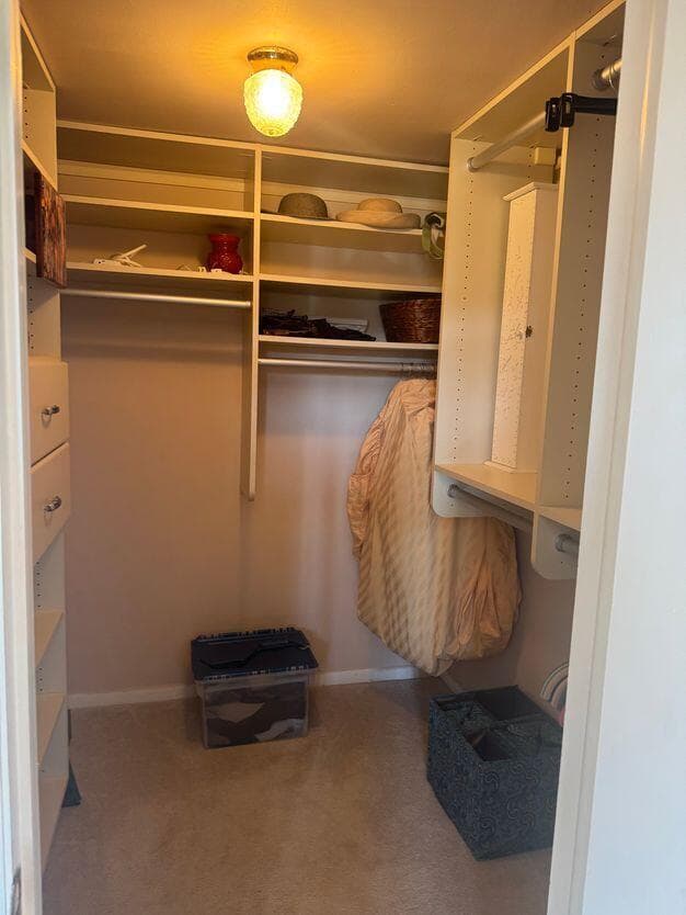 Walk In Closet