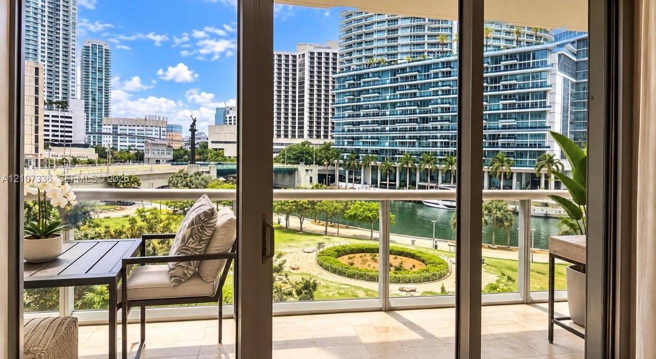 Icon Brickell I · #506 in Miami - Photo 12