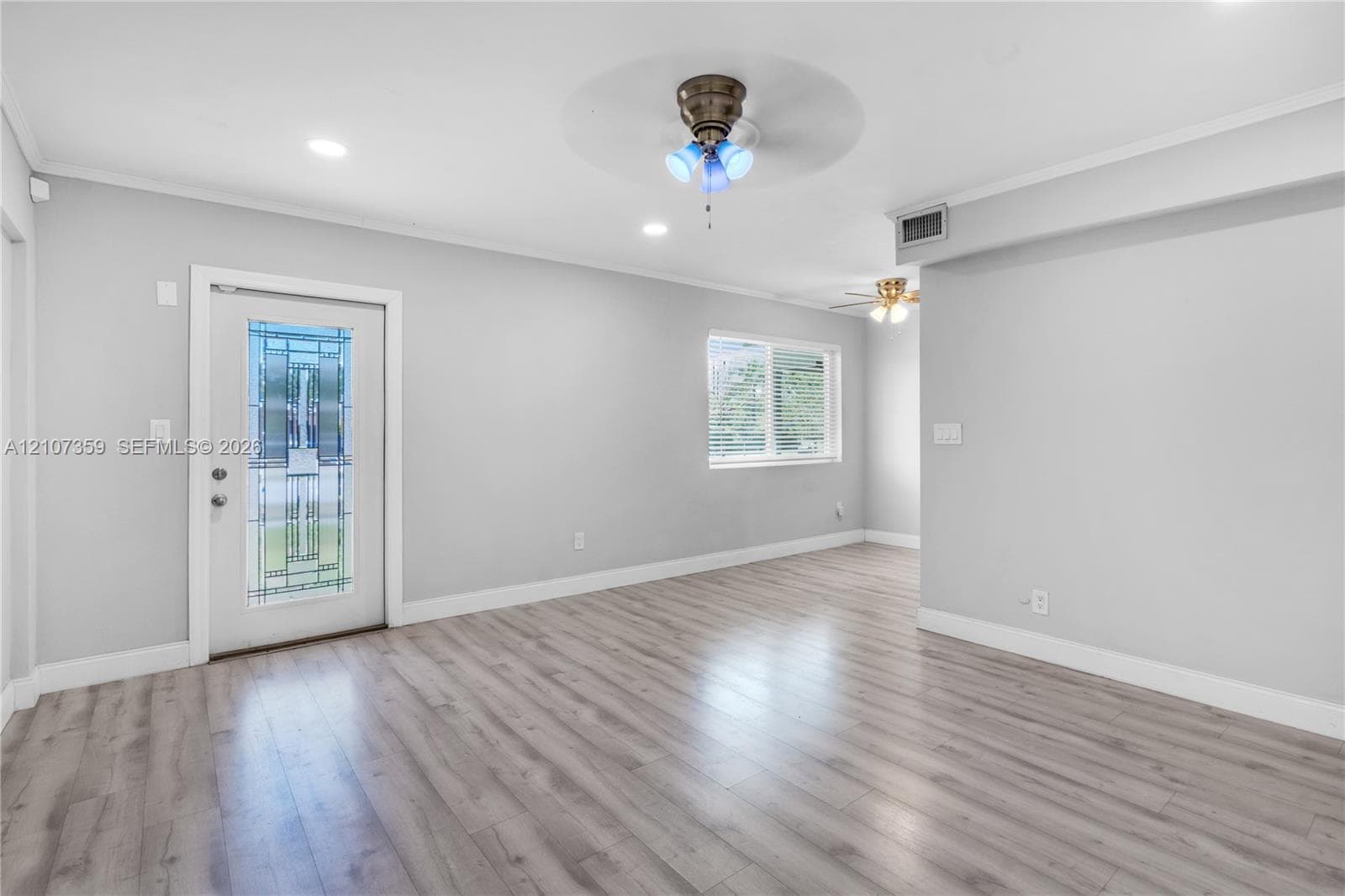 Dining area with an open connection to the main living space.
