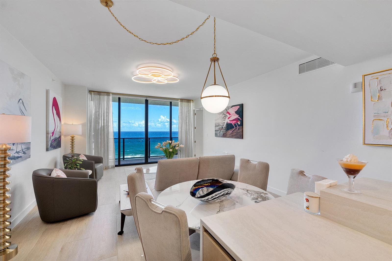 Kitchen Table area