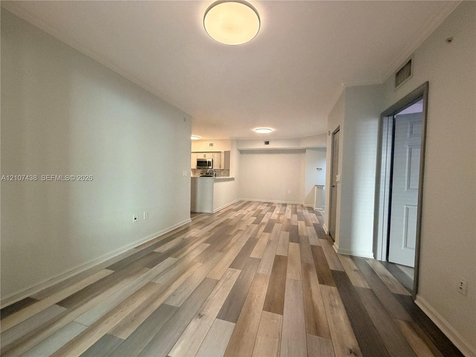 Porto Bellagio · #1214 in Sunny Isles Beach - Photo 3