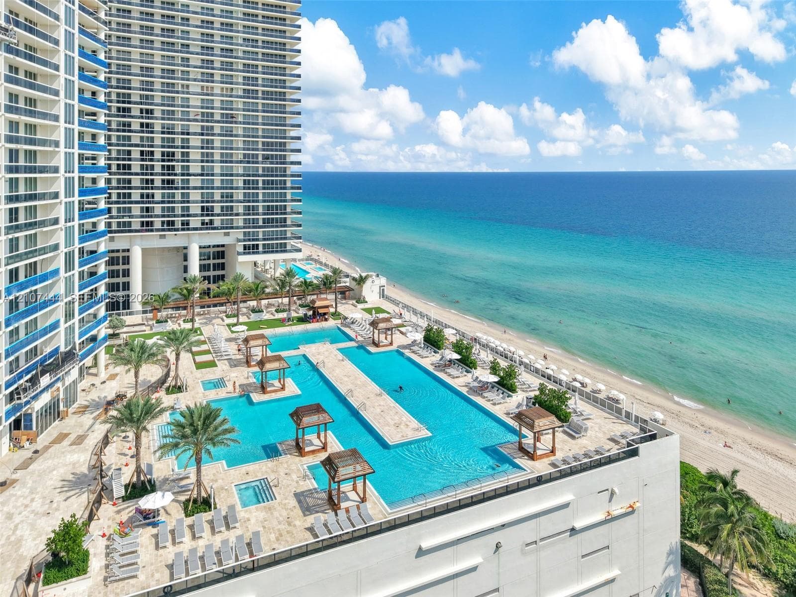 BEACH CLUB CONDO · #706 in Hallandale Beach - Photo 2