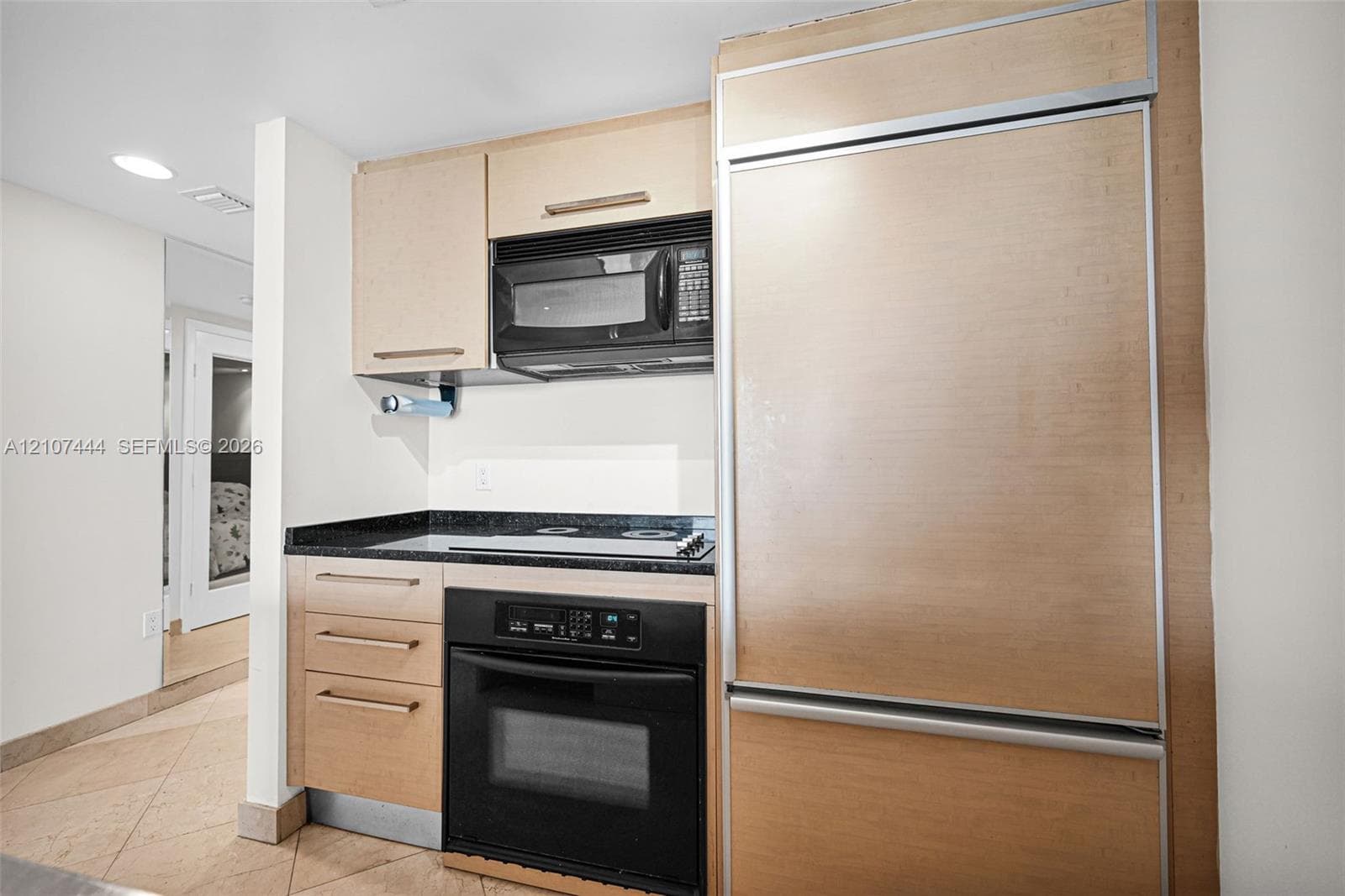 BEACH CLUB CONDO · #706 in Hallandale Beach - Photo 6
