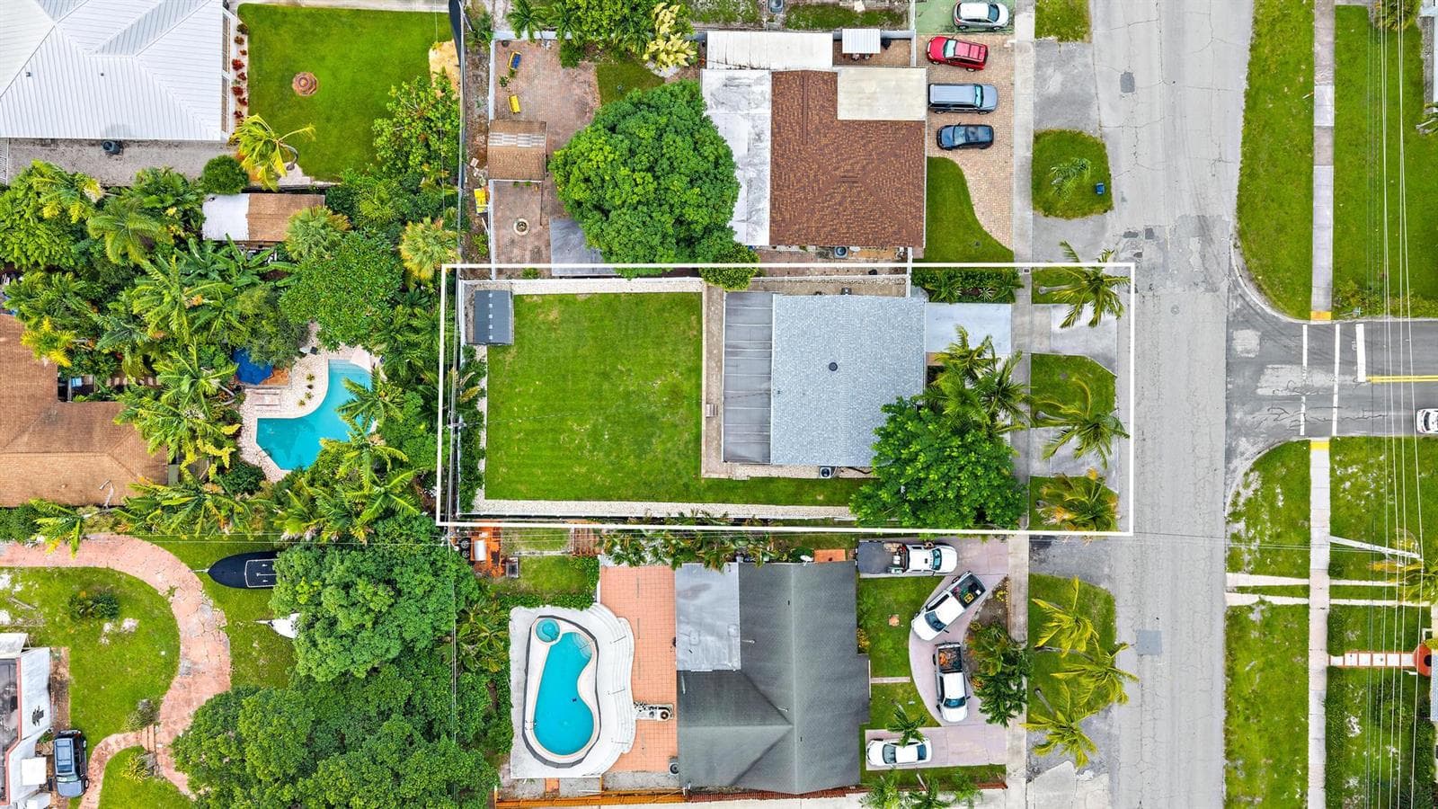 5521 Parker Ave-37