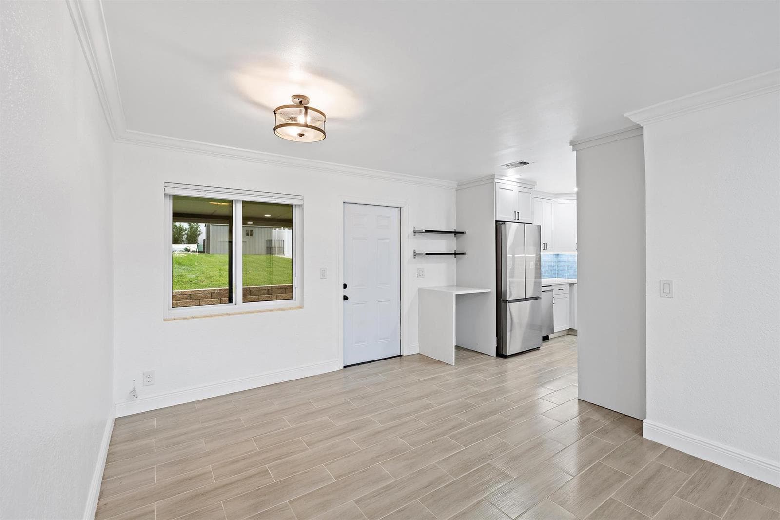 5521 Parker Ave-26