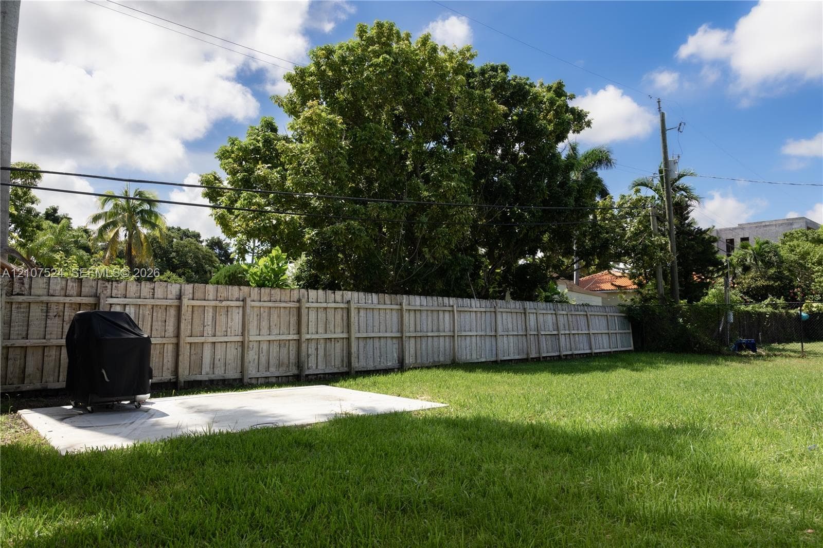 310 190th St photo 14