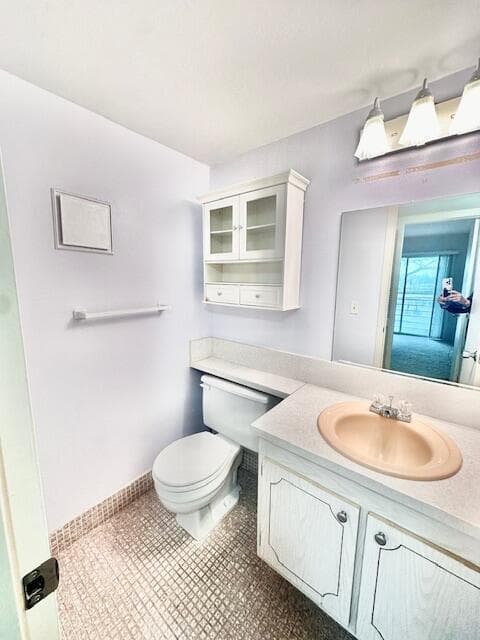 1/2 Bathroom