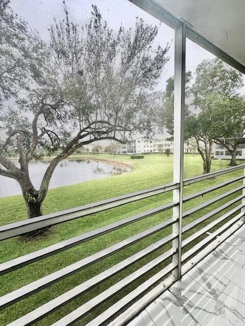 Screened Patio w/Lake View