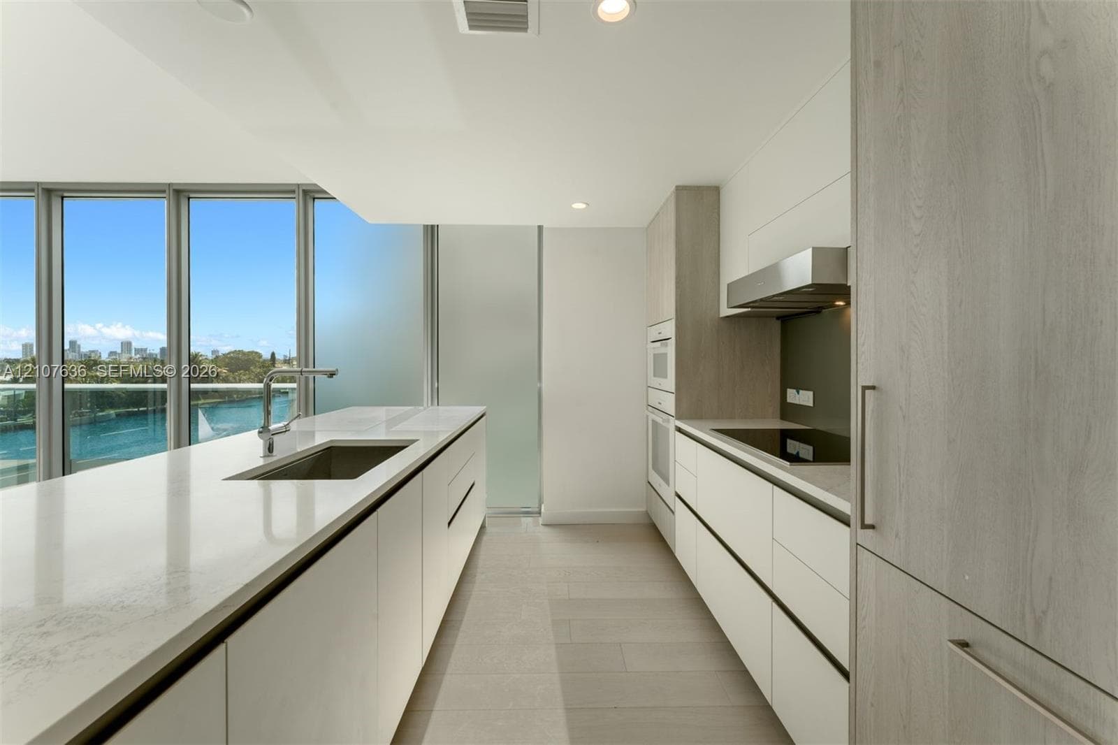 La Baia South · #501 in Bay Harbor Islands - Photo 9