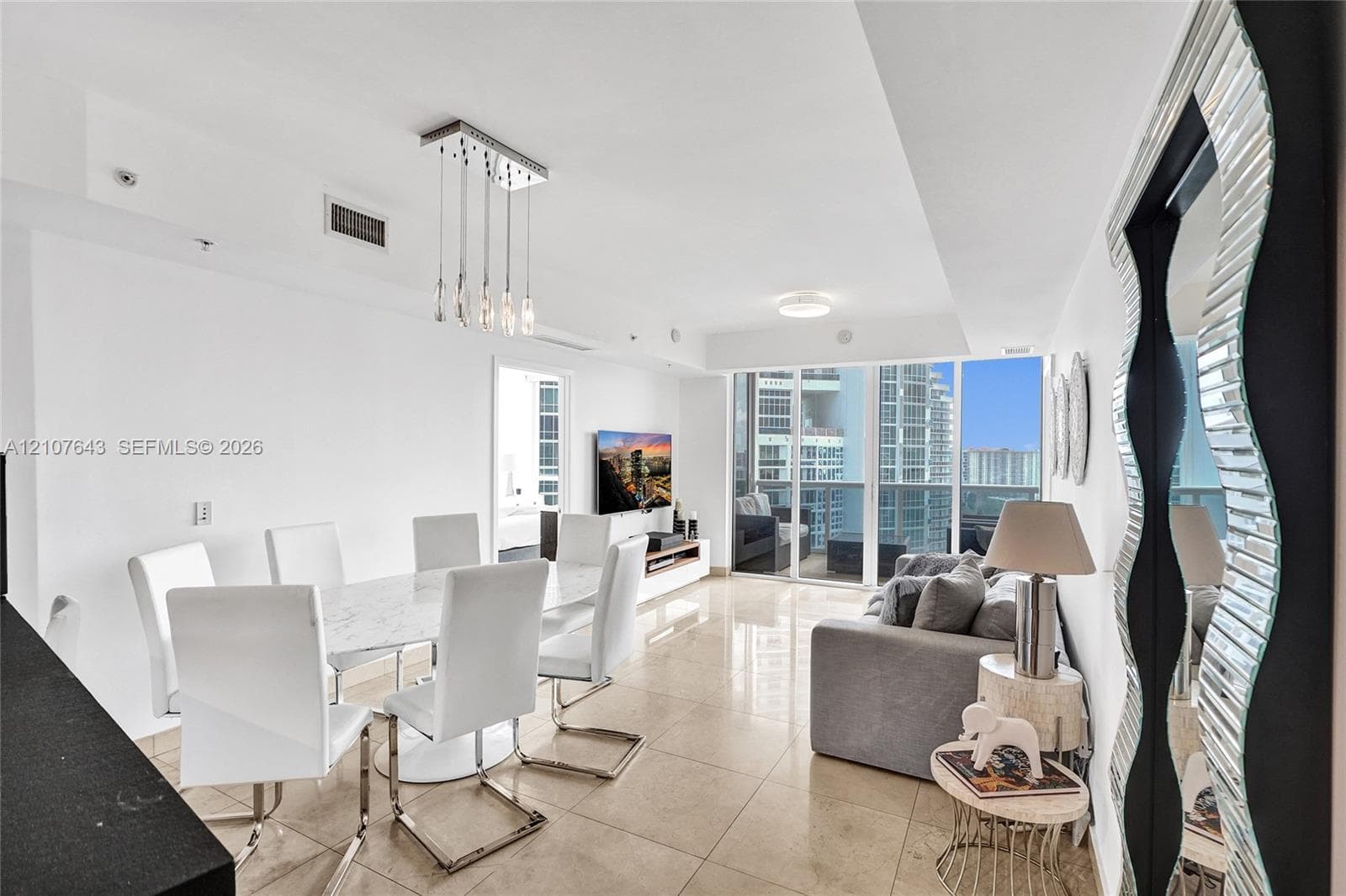 Trump Royale · #2007 in Sunny Isles Beach - Photo 6