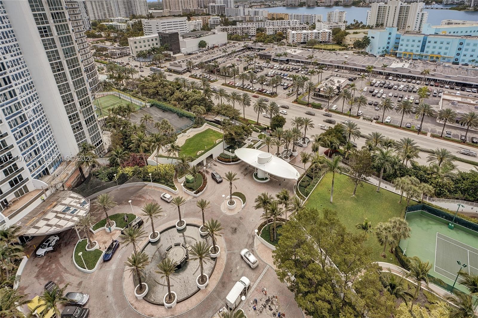 Trump Royale · #2007 in Sunny Isles Beach - Photo 37
