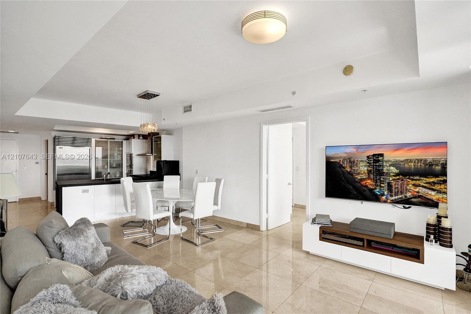 Trump Royale · #2007 in Sunny Isles Beach - Photo 11