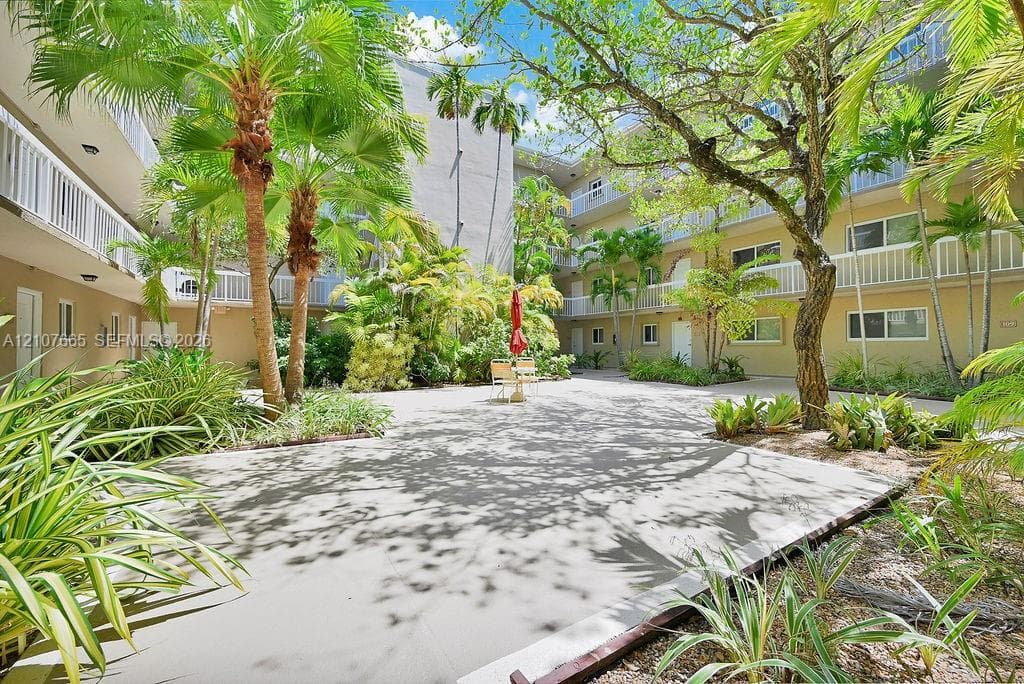 VILLAGE OF KINGS CREEK CO · #G-407 in Miami - Photo 6
