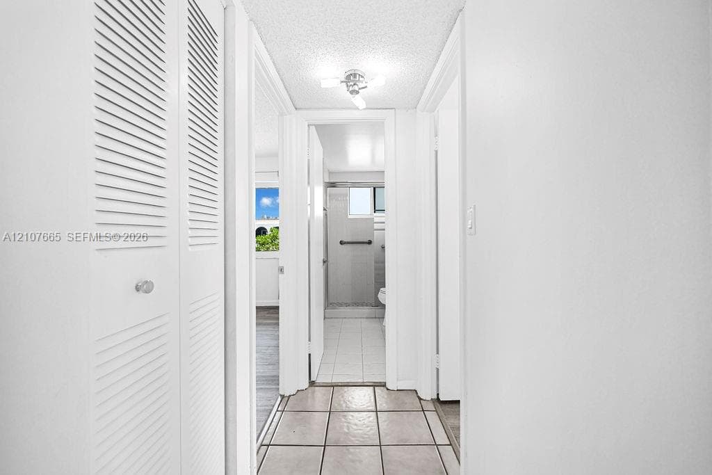 Hallway to bedrooms