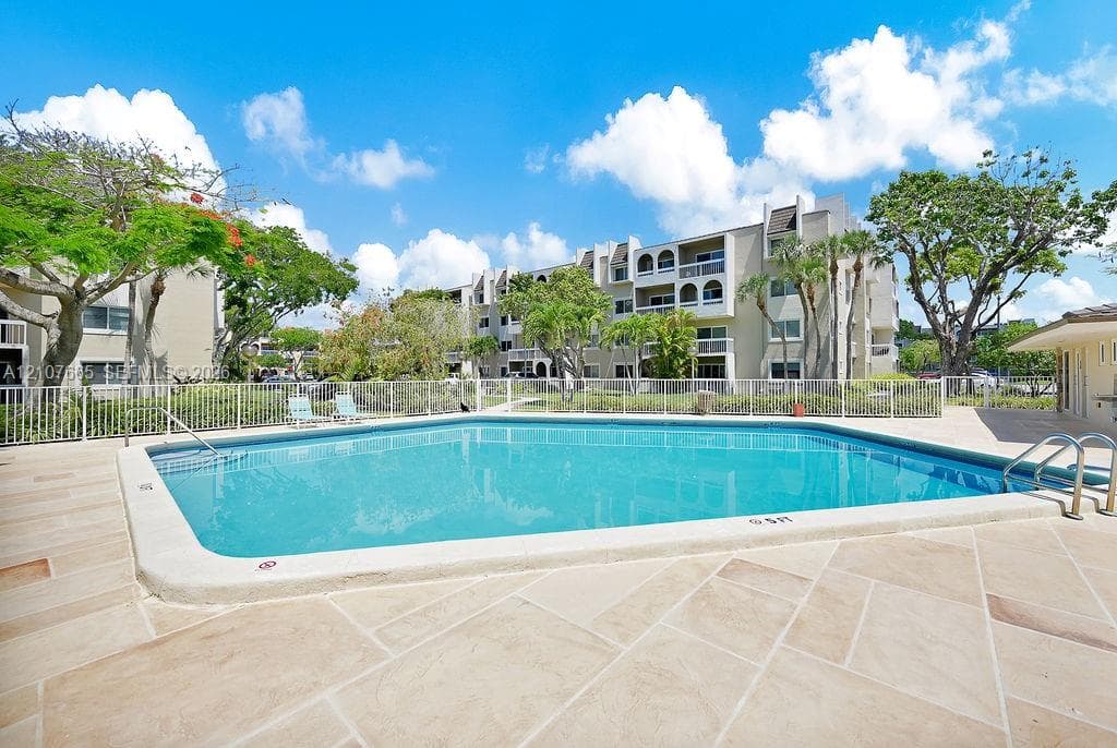 VILLAGE OF KINGS CREEK CO · #G-407 in Miami - Photo 33