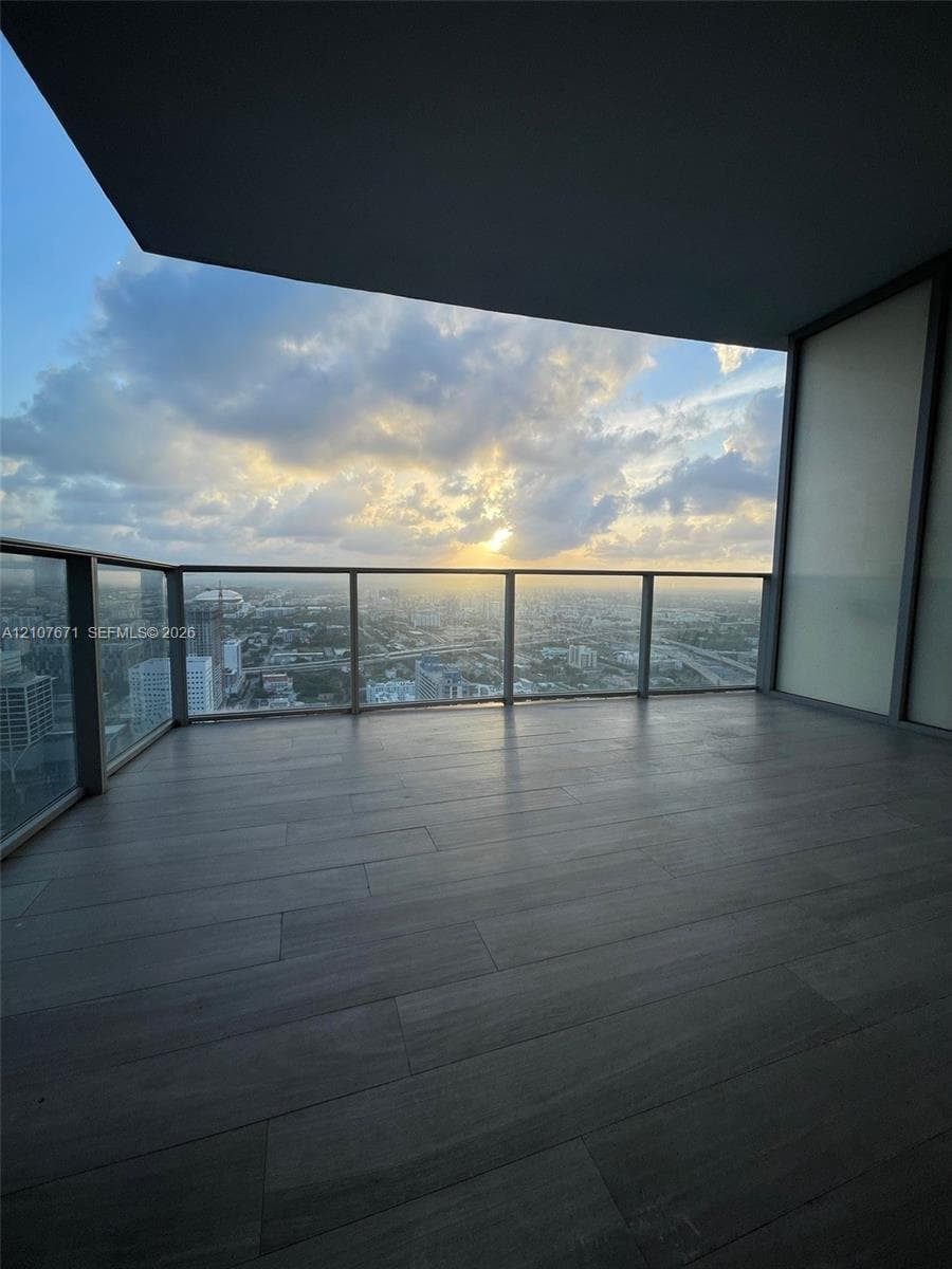 Paramount Miami Worldcenter · #4306 in Miami - Photo 27
