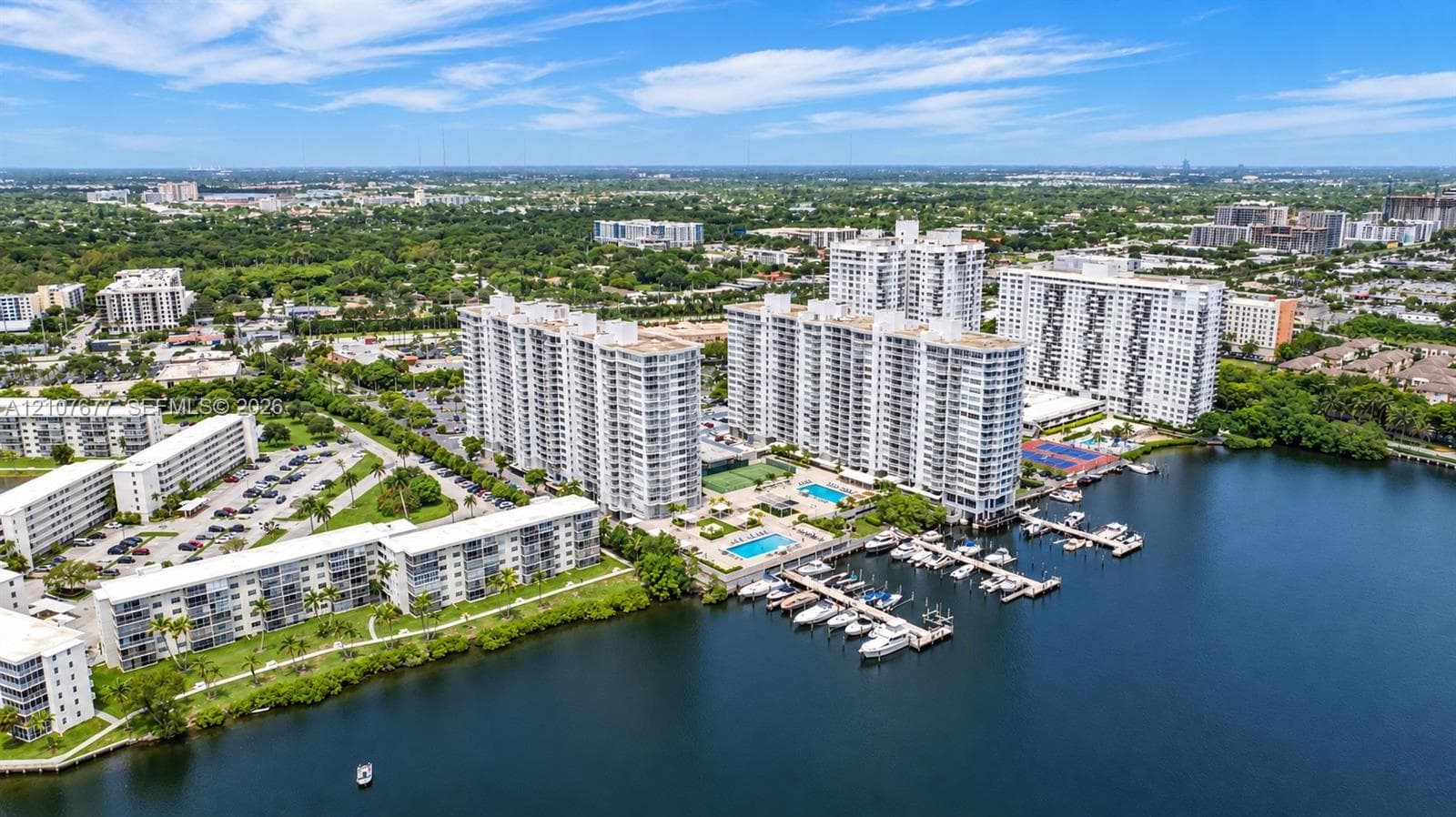 DEL PRADO · #1803 in Aventura - Photo 15