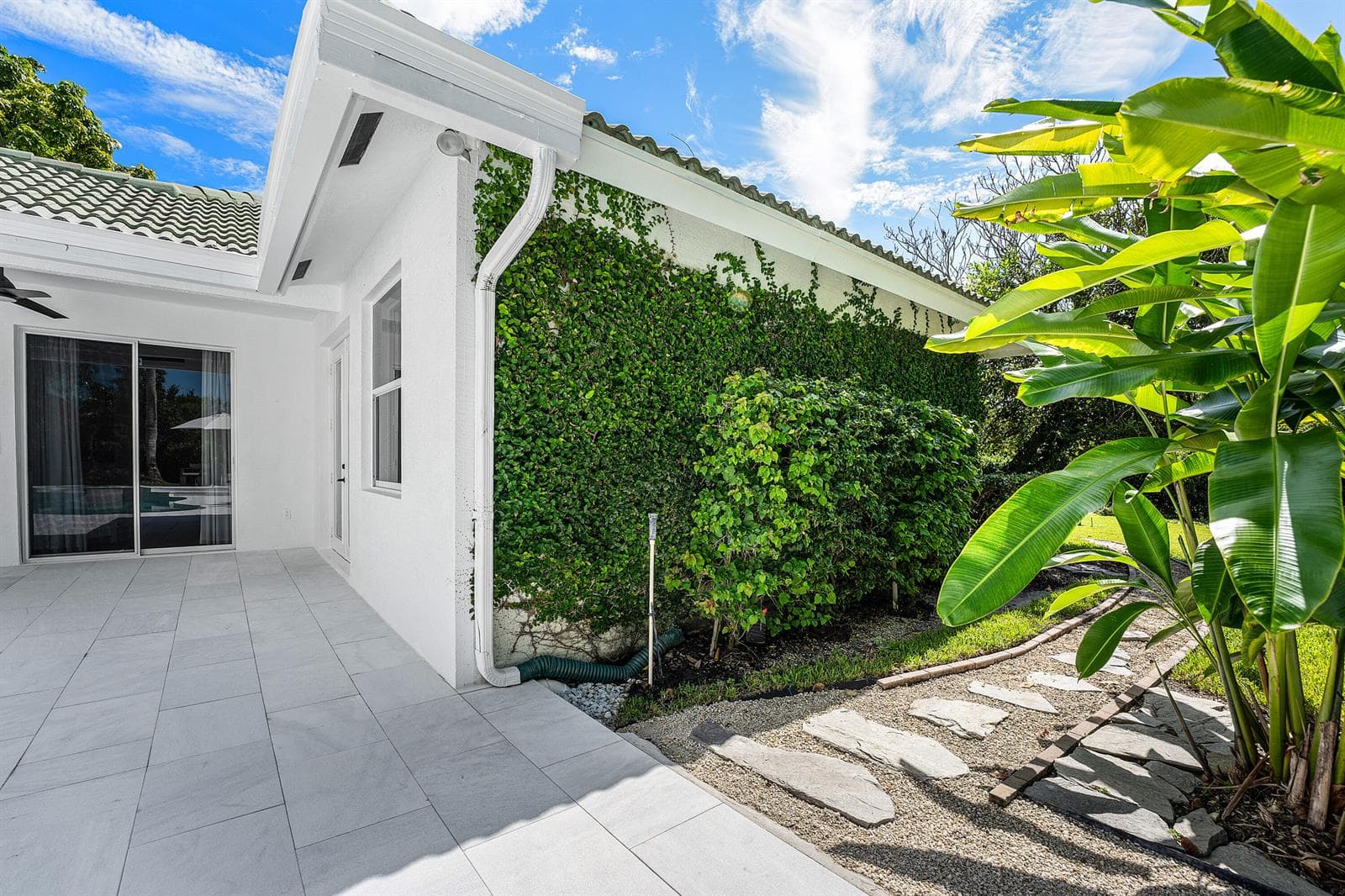 068-15390TakeOffPlace-Wellington-FL-3341