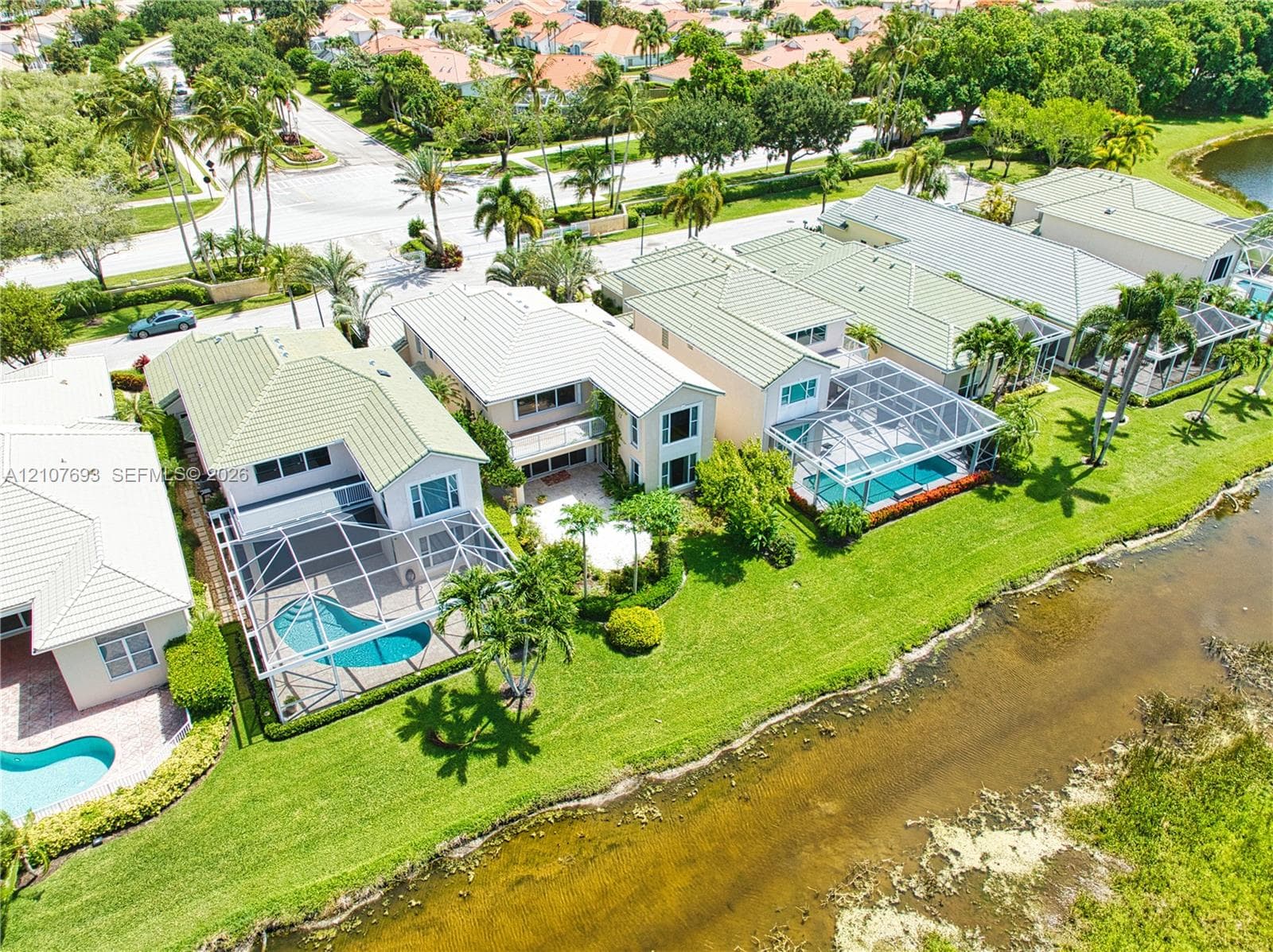 1207 General Pointe Trce photo 3