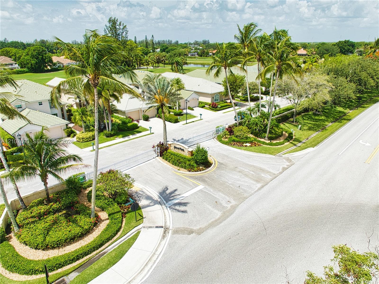 1207 General Pointe Trce photo 5