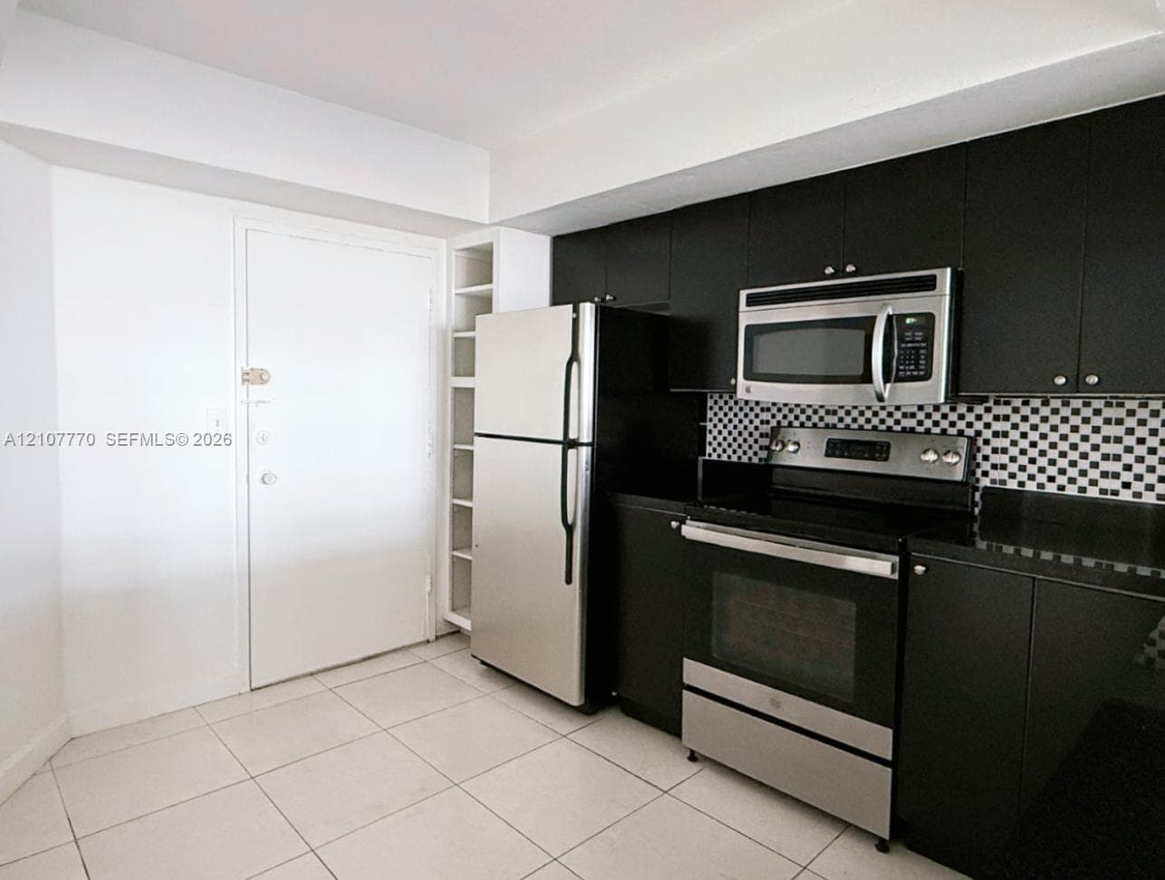 BUCKLEY TOWERS CONDO - EA · #1404W in Miami - Photo 2