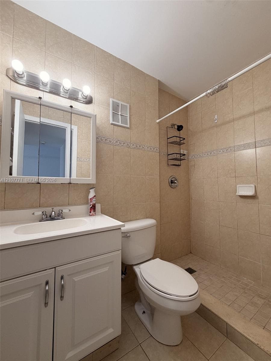 GREENTREE CONDO · #8 in Miami - Photo 9