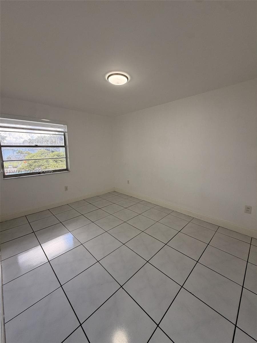 GREENTREE CONDO · #8 in Miami - Photo 14