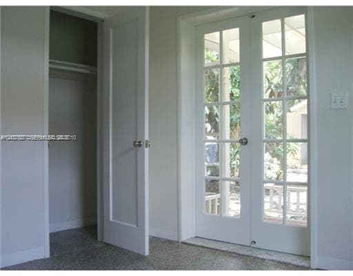 845 SW 11th Ct photo 12