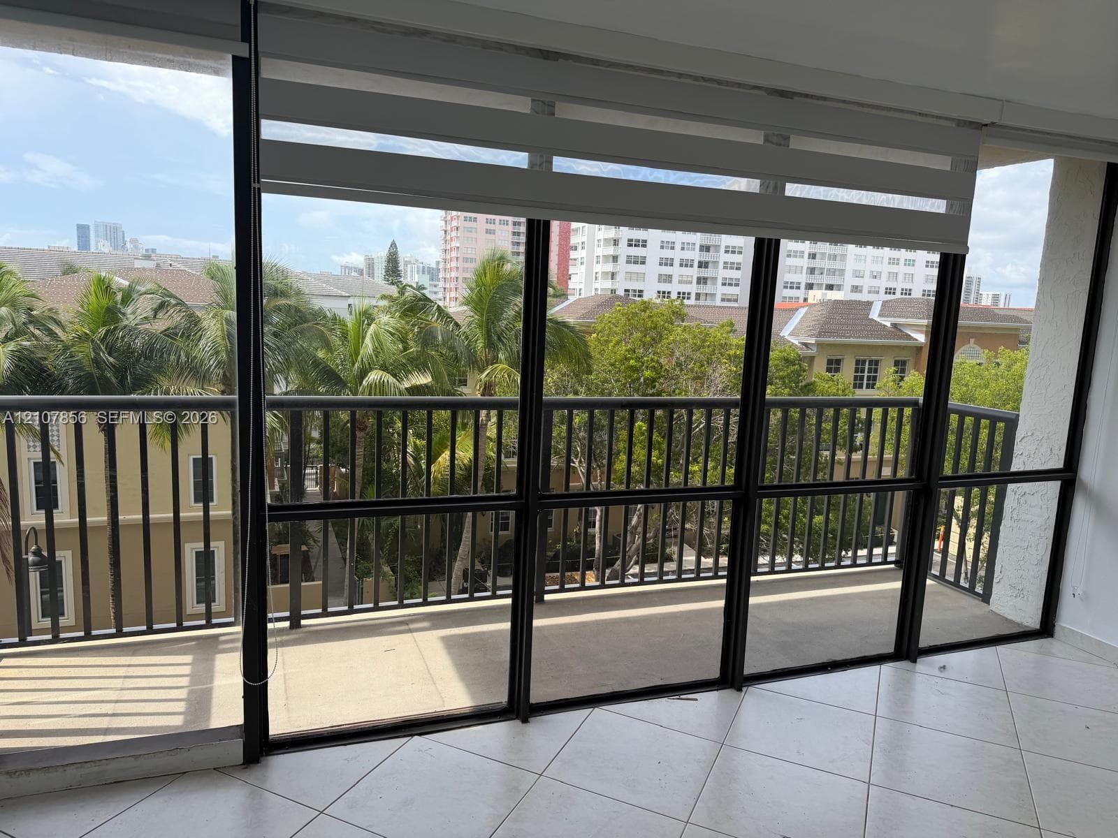 AVANT GARDE CONDO · #407 in Hallandale Beach - Photo 2
