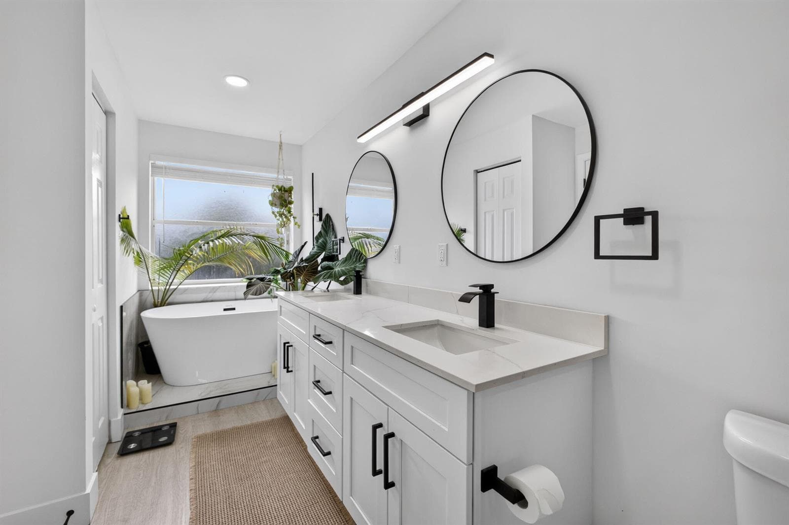 Main Bathroom