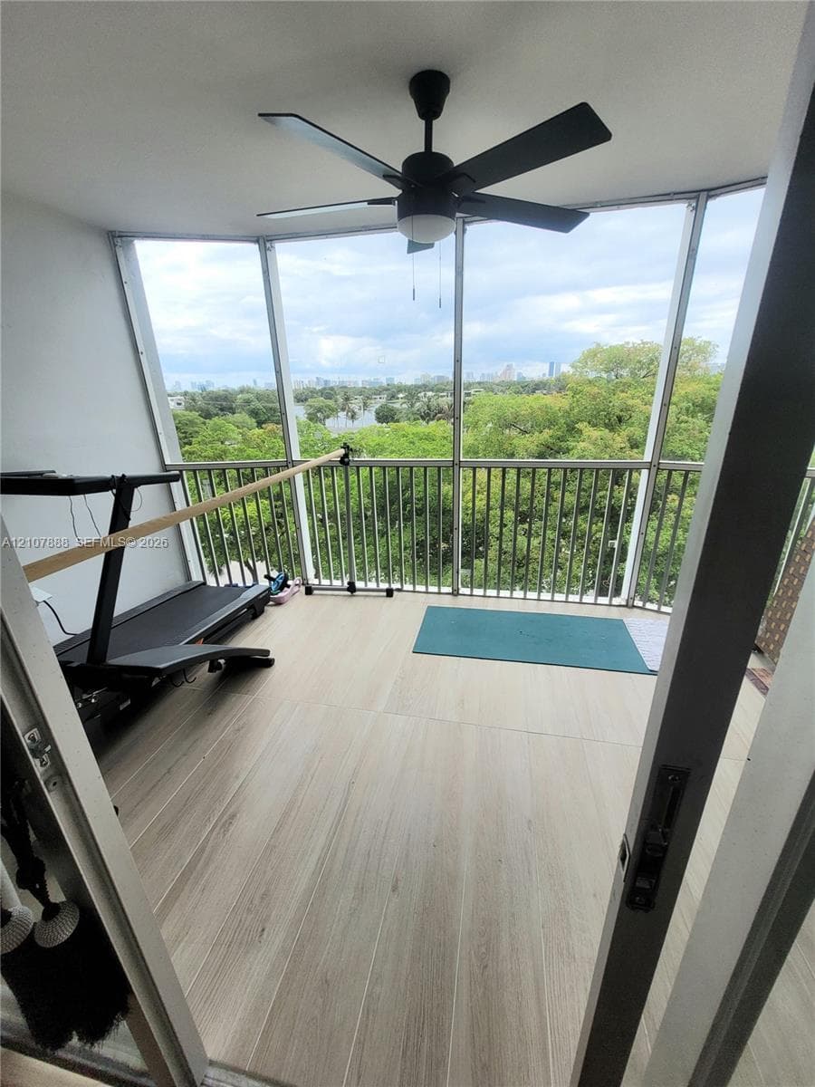 JADE WINDS GROUP - · #611-2 in Miami - Photo 24