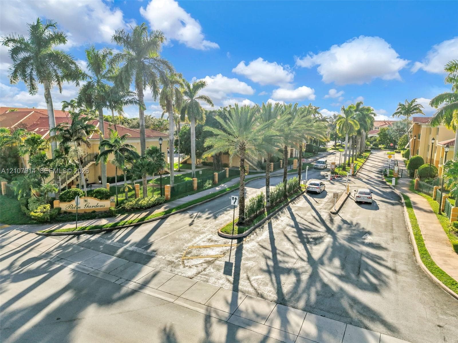 PALM GARDENS · #205 in Doral - Photo 32