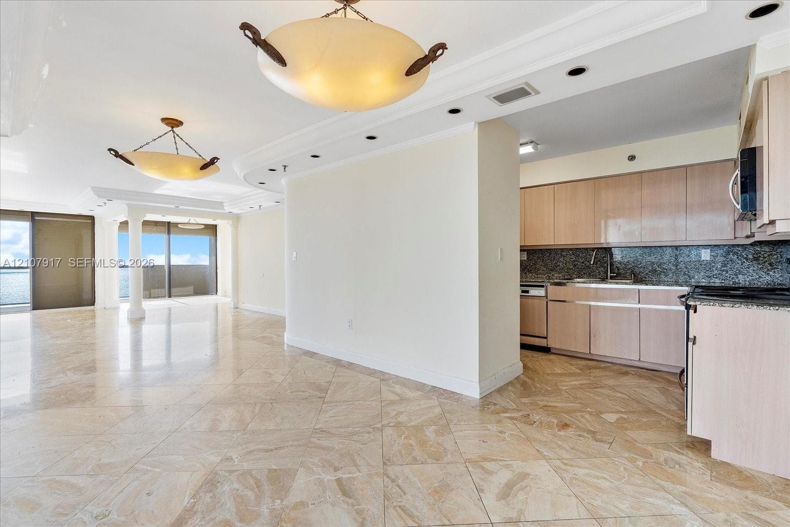 LEXCELLENCE CONDO · #2106 in Miami Beach - Photo 16