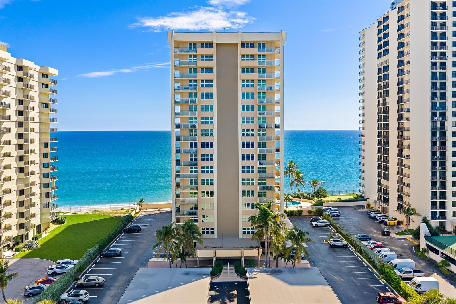 014-5440NOceanDr-PH205-SingerIsland-FULL