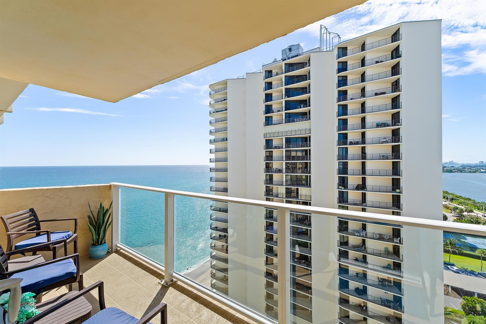 033-5440NOceanDr-PH205-SingerIsland-FULL