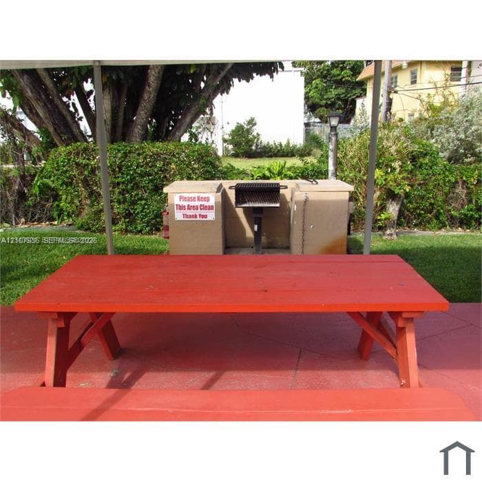 PINEWOOD CONDO · #3 in Hollywood - Photo 12
