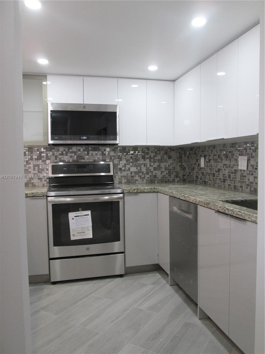 Brand new SS appliances
