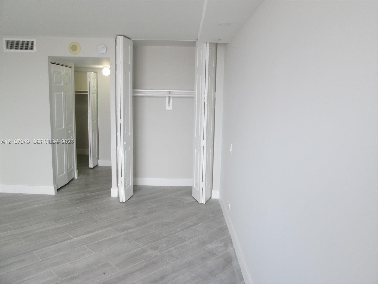 WINSTON TOWERS 200 · #201 in Sunny Isles Beach - Photo 14