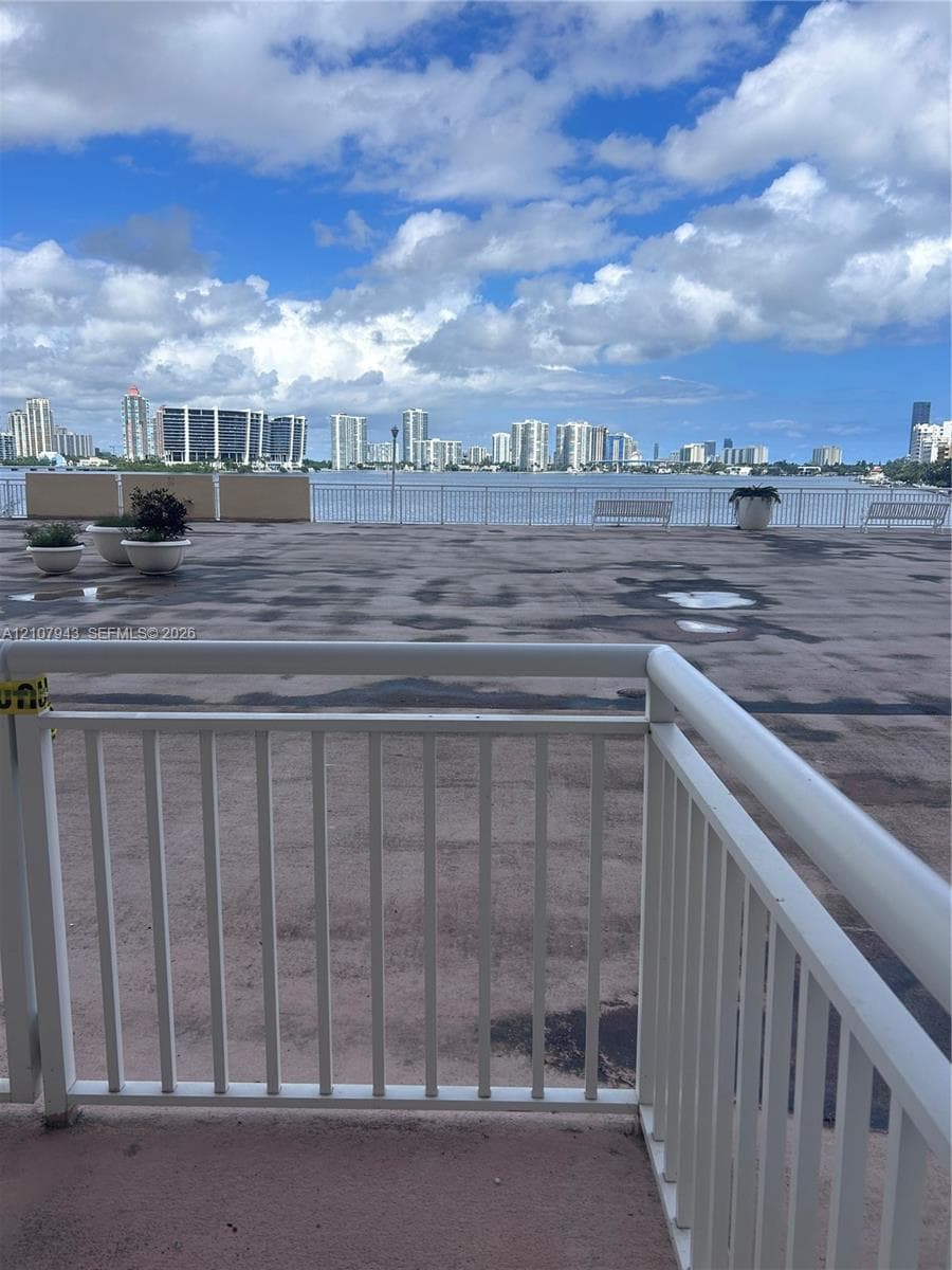 WINSTON TOWERS 200 · #201 in Sunny Isles Beach - Photo 25