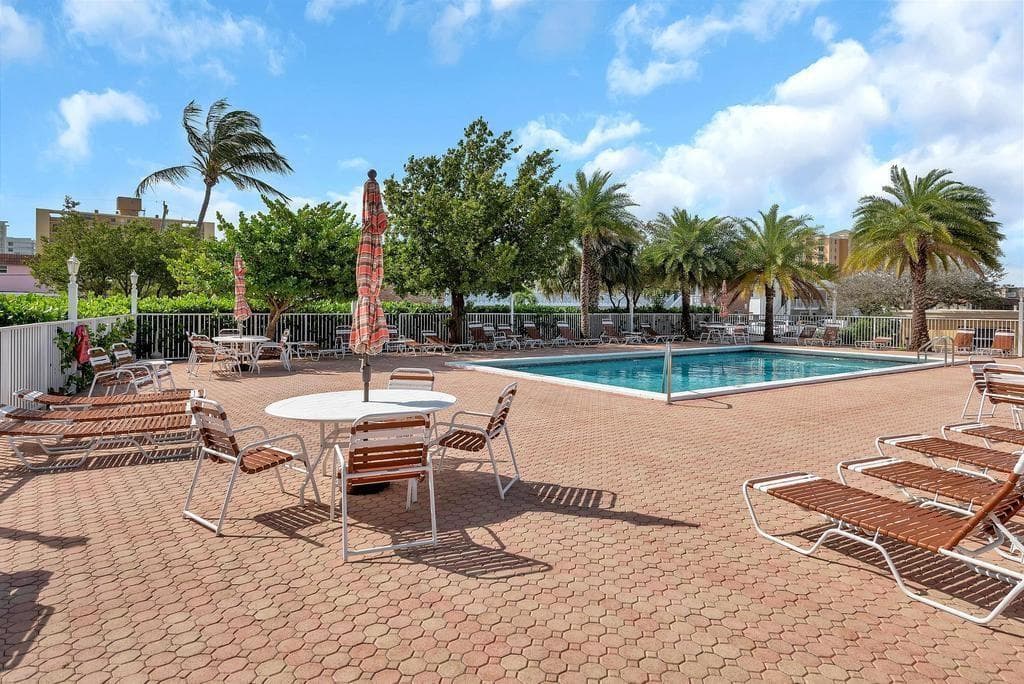 Heated pool