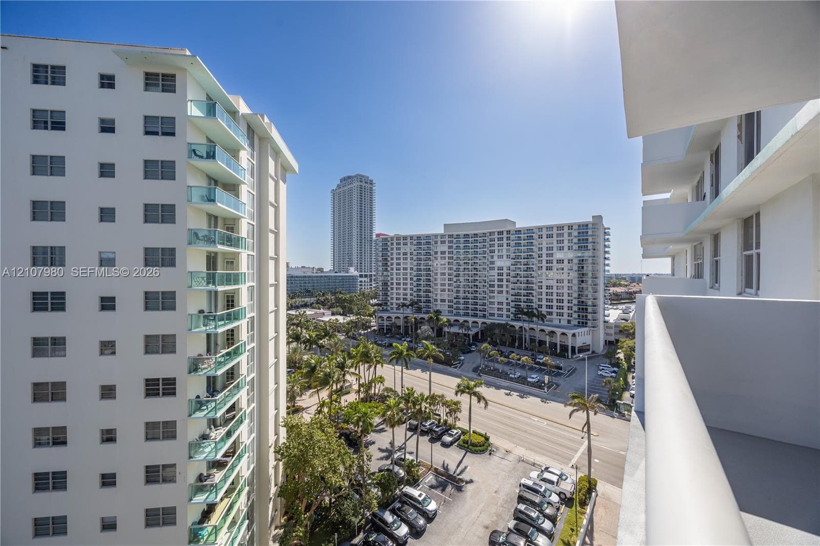 SEA AIR TOWERS CONDO · #1120 in Hollywood - Photo 41