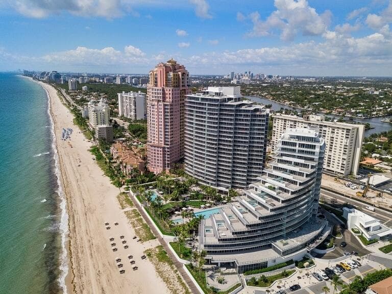 Auberge Aerial 7