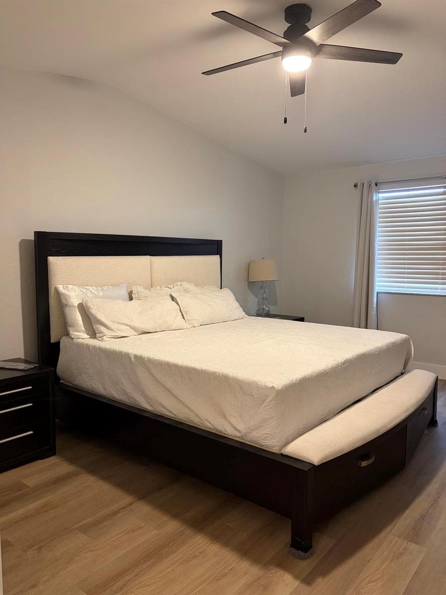 MAIN BEDROOM