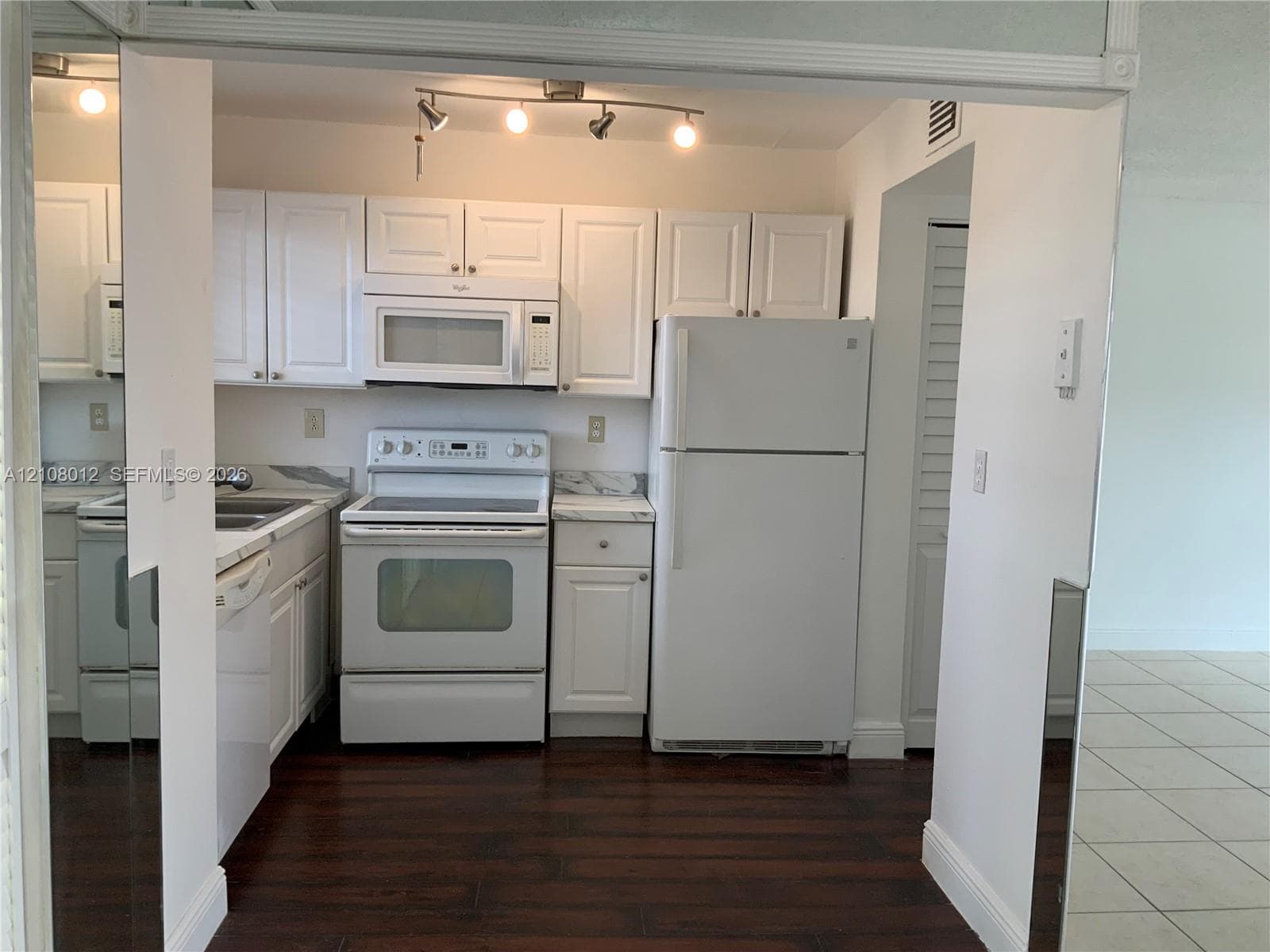 Pineside Condo 2 · #403 in Miami - Photo 4