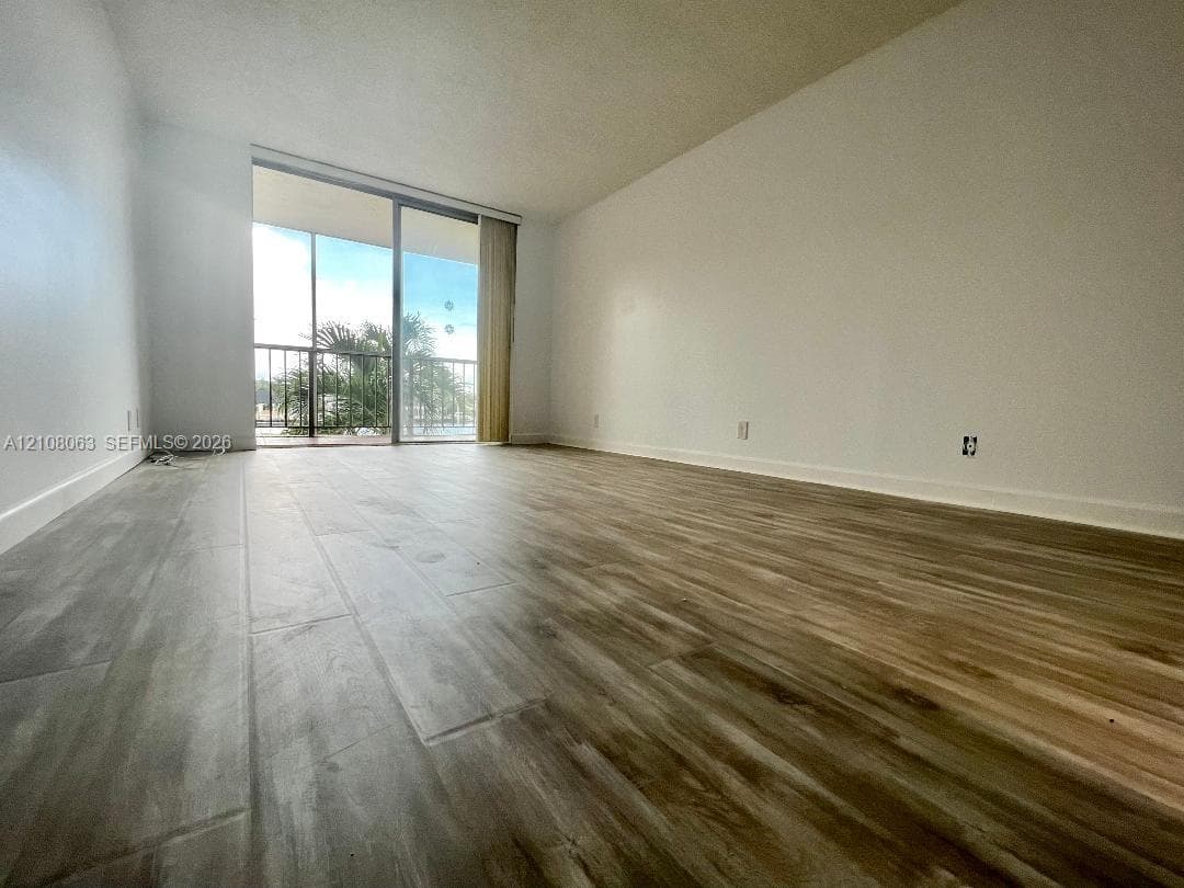 DESOTO SOUTH · #315 in Hallandale Beach - Photo 7