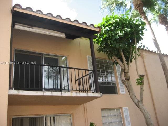 SPANISH TRACE CONDO · #Q-18 in Miami - Photo 2